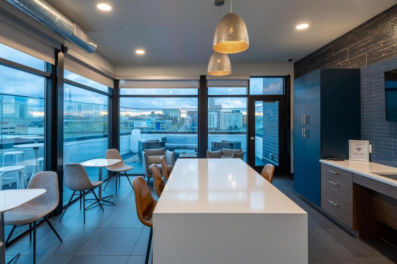 Flexhome Skywalk To Fiserv 1Br Apt U5 Milwaukee Extérieur photo